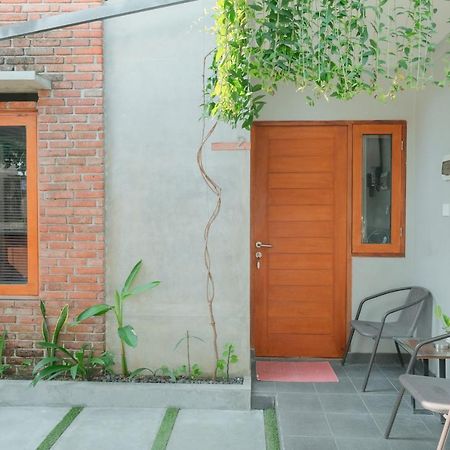 Andewi Guest House Denpasar Redpartner - Minimum Stay 30 Nights Sanur Dış mekan fotoğraf